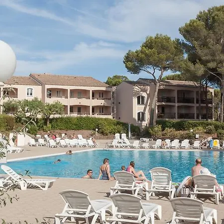 Pierre & Valescure Apartmanhotel Saint-Raphaël