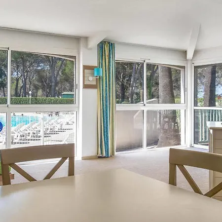 Apartmanhotel Pierre & Valescure Saint-Raphaël