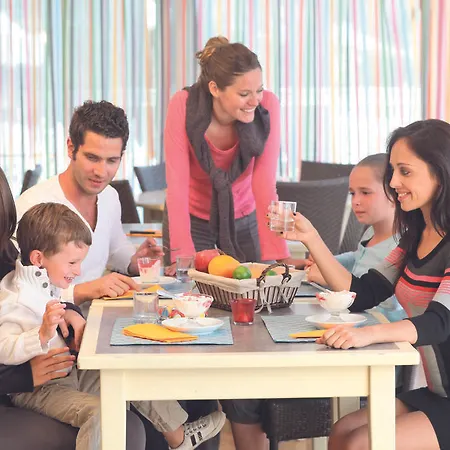 Lejlighedshotel Pierre & Valescure 2*